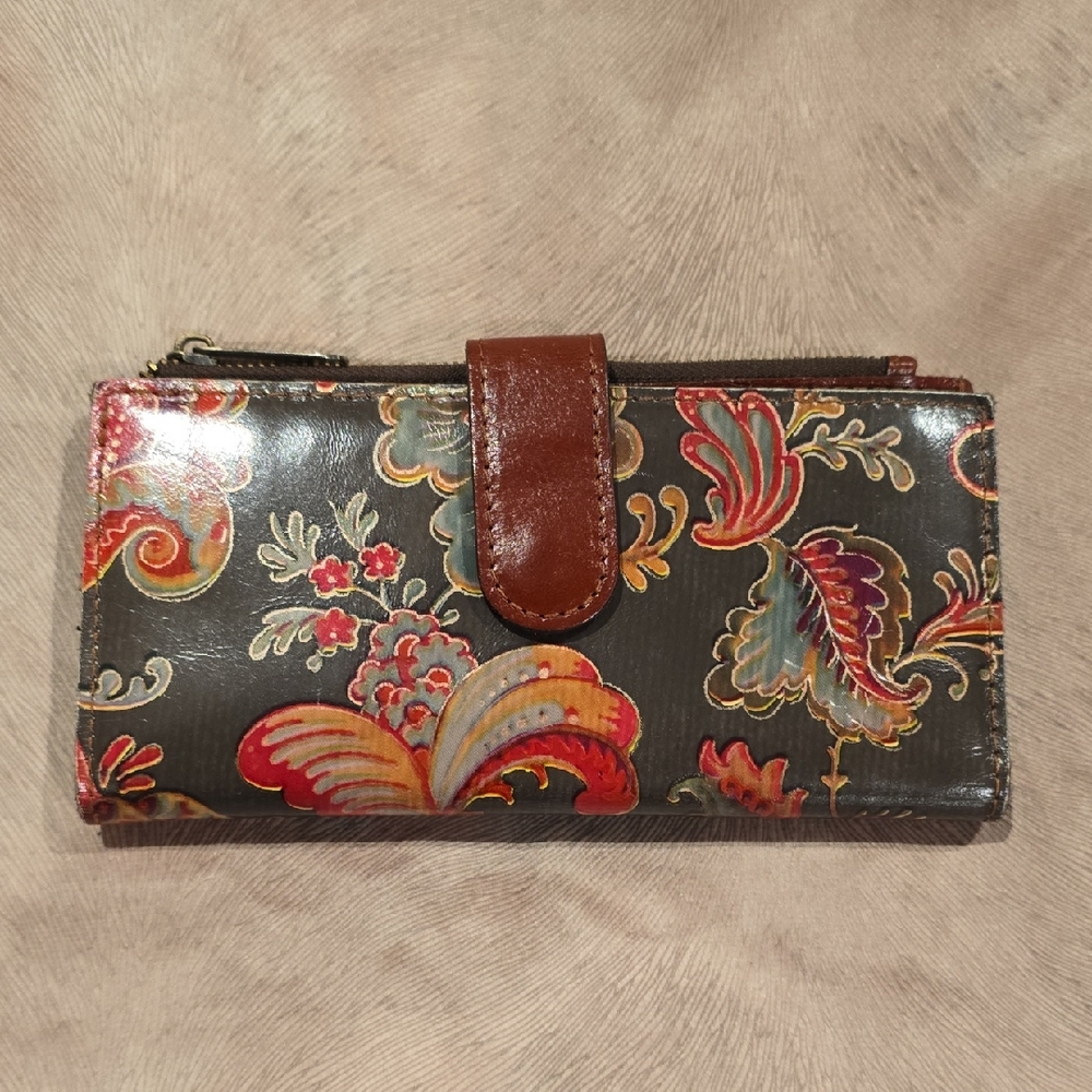 Patricia Nash Multicolor Floral Wallet